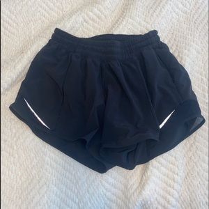 Lululemon black hotty hot shorts 4 long